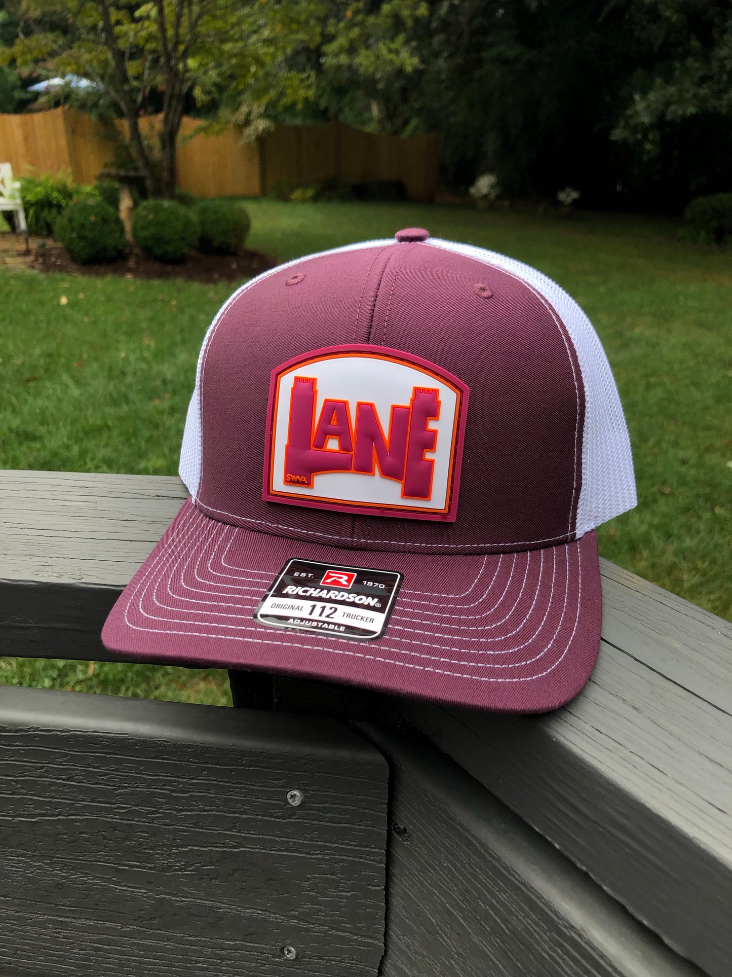 LANE Trucker - Maroon/White
