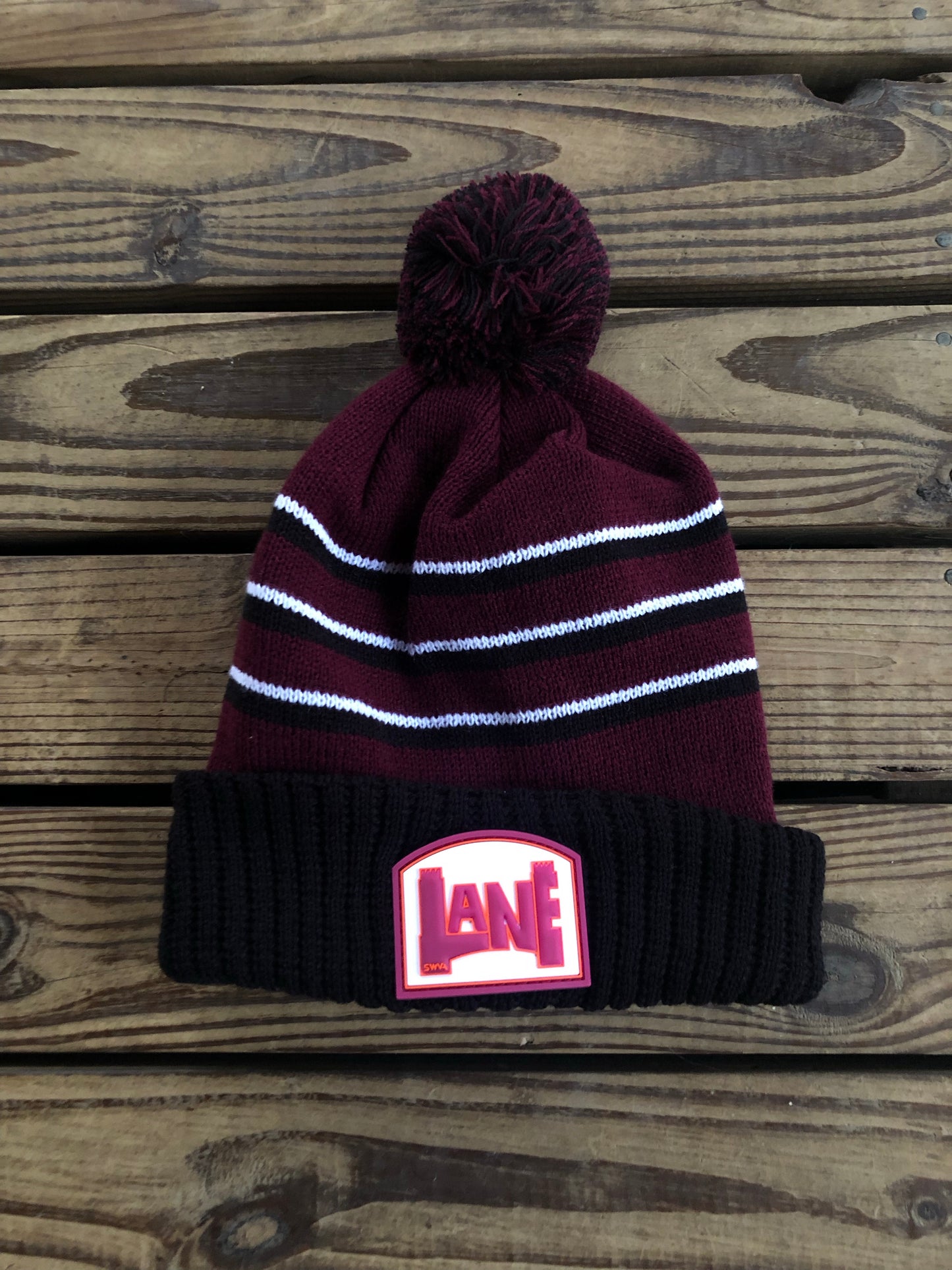 LANE Pom Beanie - Maroon/Black